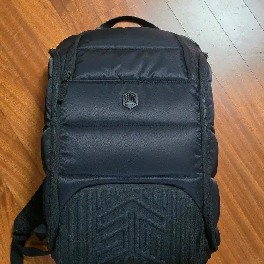 [BUNJANG] STM Dux 17-inch Black Tech Backpack / stm굿즈 덕스 17인치 블랙 테크 백팩