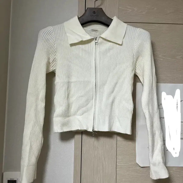 [BUNJANG] Cocoro Cropped Knit Sweater / 급처여서 싸게팔아요!)  코코로 크롭 니트