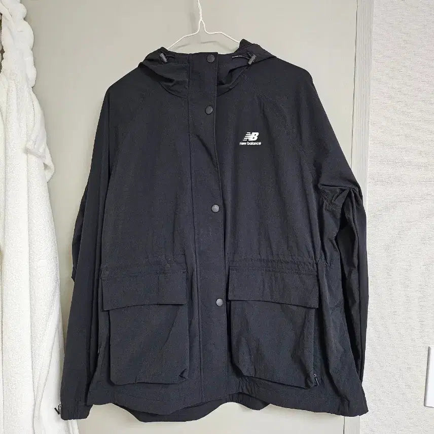 [BUNJANG] New Balance Windbreaker Jacket M / 뉴발란스 바람막이 M