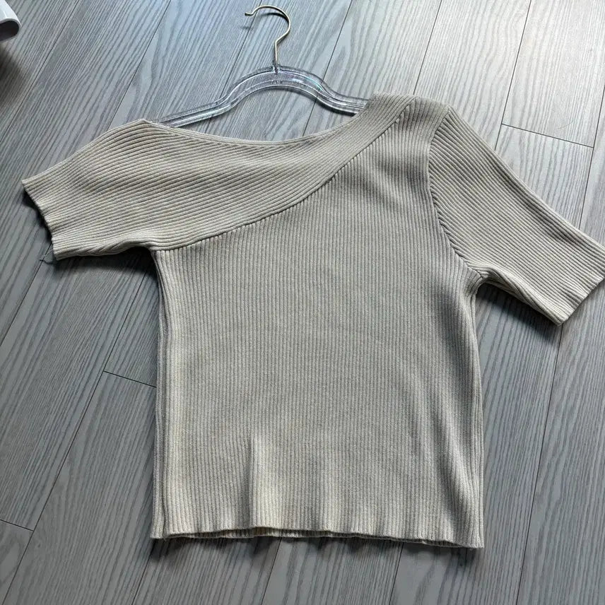 [BUNJANG] ONE OFF Knit Short Sleeve Top / 수입의류 원오프 니트 반팔 엉넬 모브 제이지 유르르