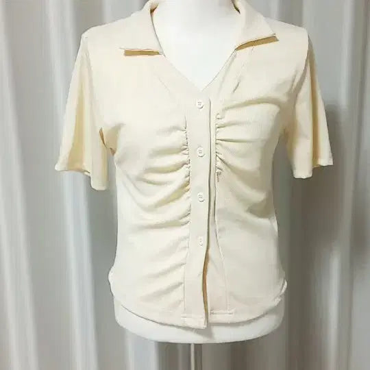 [BUNJANG] Cream Shirring Blouse (Size 55-66) / (새상품)  크림색 셔링 블라우스 55~66