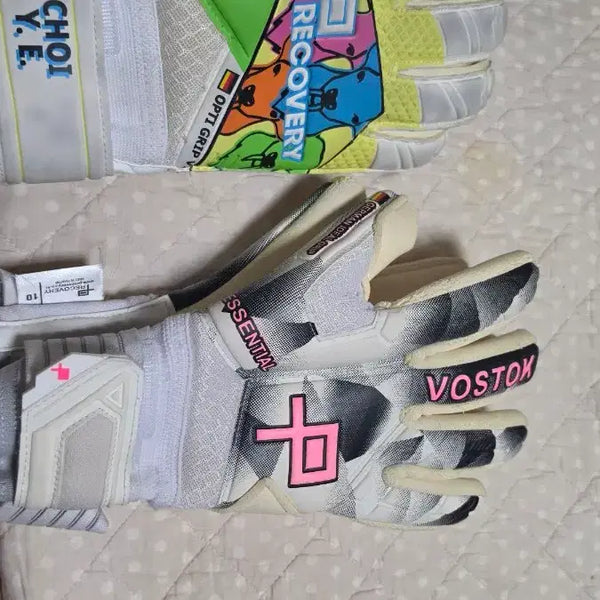 [BUNJANG] Precovery Goalkeeper Gloves Set Size 10 / 골키퍼장갑 일괄 10호 판매