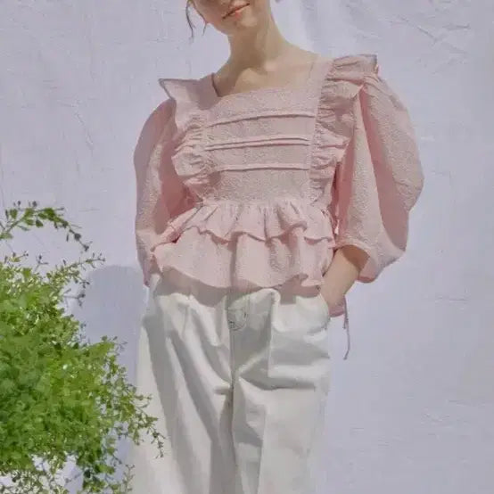 [BUNJANG] VoccaBacca Frill Blouse / 보카바카 프릴 블라우스