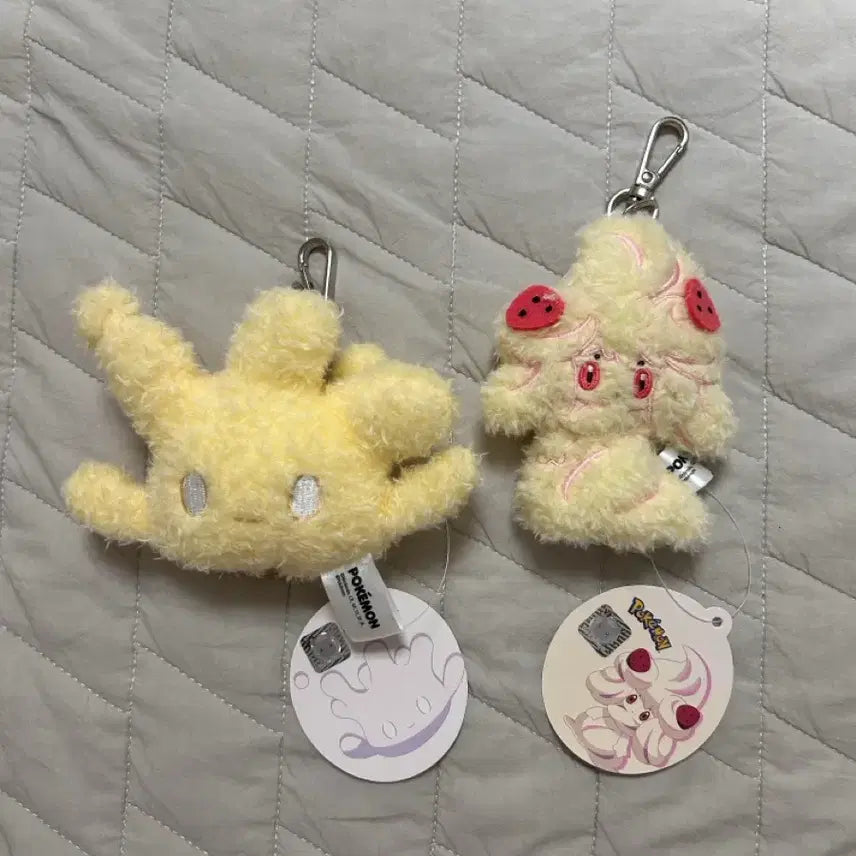 [BUNJANG] Pokemon Mawhiping & Mableek Flat Keychain Set / [정품] [새상품] 포켓몬 마휘핑 마빌크 세트 납작키링