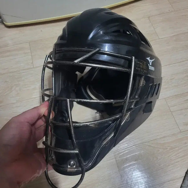 [BUNJANG] Mizuno Catcher's Integrated Mask Helmet - Black / 미즈노 포수 일체형 마스크 헬멧 블랙