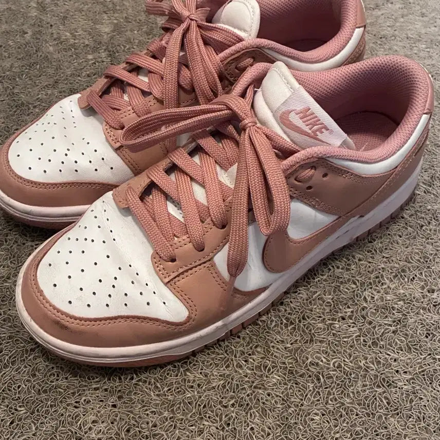 [BUNJANG] Nike Dunk Low Pink Women's US 7.5 / 나이키 덩크로우 핑크 245mm