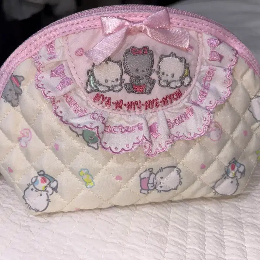 [BUNJANG] Nyanninyenyong Pouch / 냐니뉴녜뇽 파우치