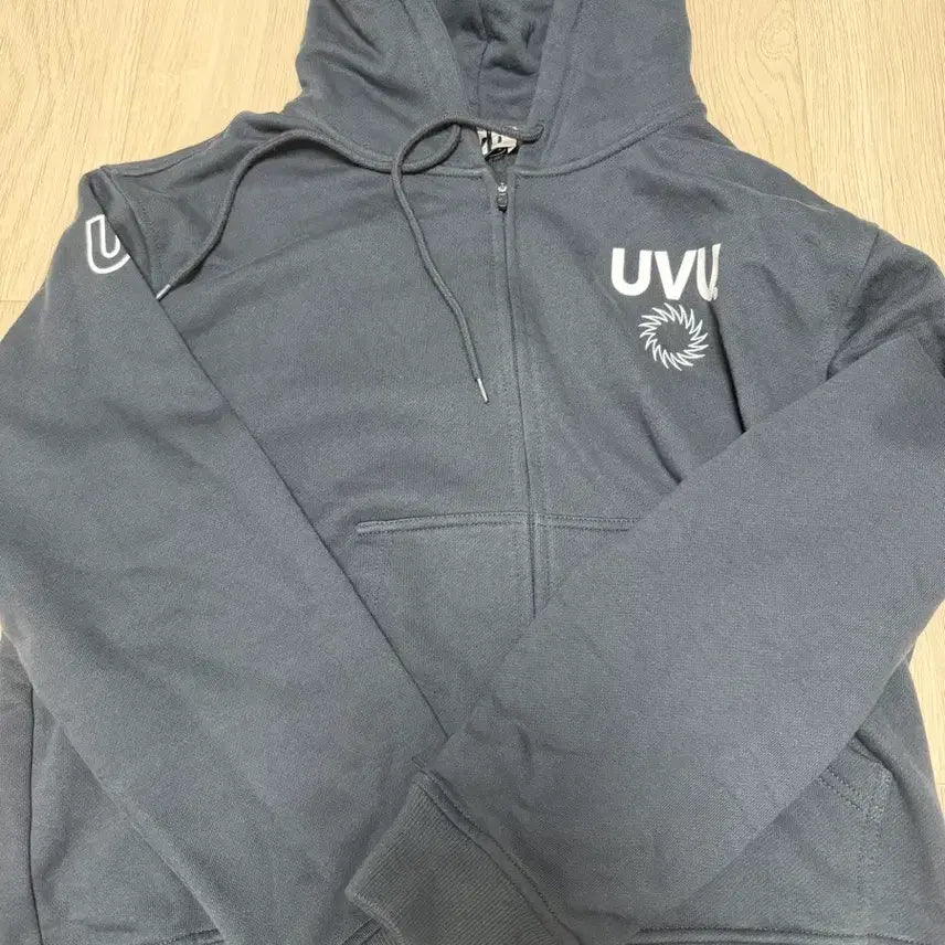 [BUNJANG] UVU Paris Hoodie Zip-Up / UVU 파리 후드집업