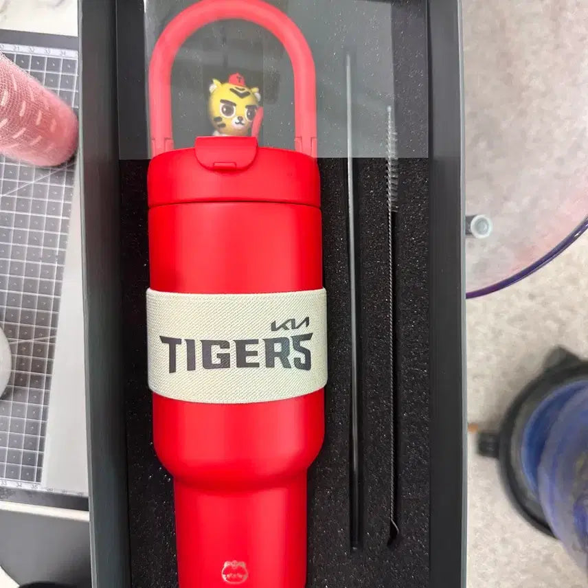 [BUNJANG] Kia Tigers Tumbler / 기아타이거스 텀블러.새상품