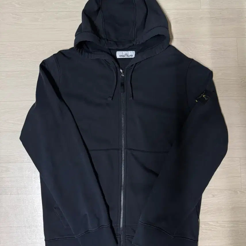 [BUNJANG] Stone Island Hooded Zip-Up Jacket Black L / (정품)스톤아일랜드 후드 집업 블랙 L