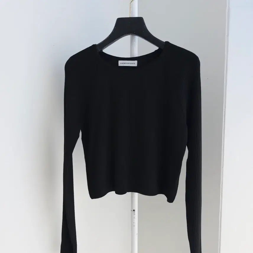 [BUNJANG] Black Raglan Knit - Premium Quality / 교신안함)블랙 래글런 니트-고퀄/소매만 골지
