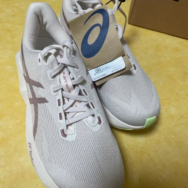 [BUNJANG] Asics Novablast 6 Rose Dust 250 / 아식스 노바블라스트 6 로즈 더스트250