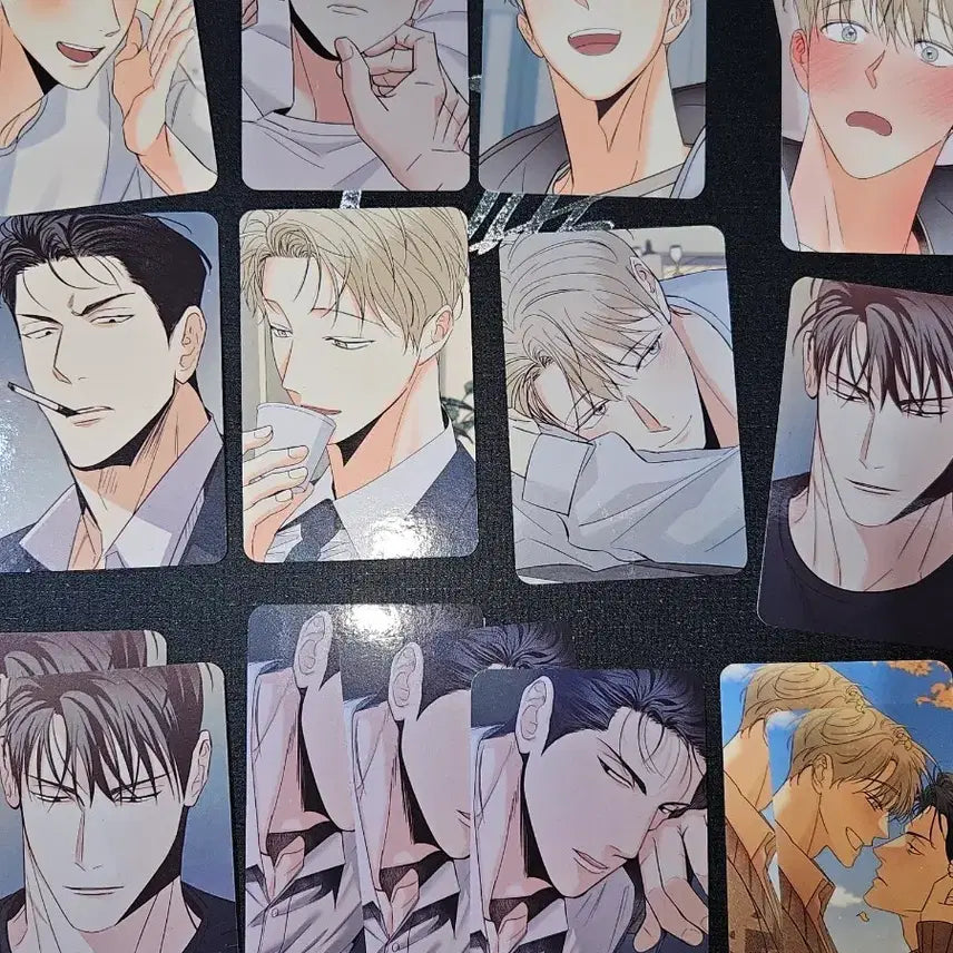 [BUNJANG] Dangerous Convenience Store Mofun Binder Photocard Bundle Set / 위험한 편의점 모펀 굿즈 바인더 포카 방포 위편