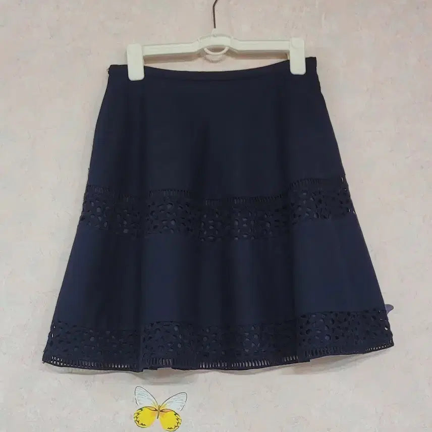 [BUNJANG] JILLSTUART Punch Embroidery Skirt / 질스튜어트 펀칭자수   스커트