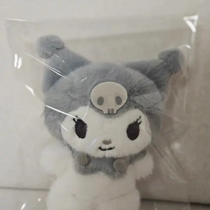 [BUNJANG] Sanrio Monotone Kuromi Doll Keyring / 산리오모노톤쿠로미인형키링13cm
