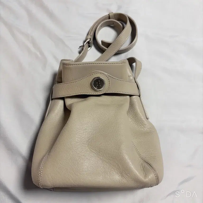 [BUNJANG] MinuteMute Hobo Bag Shoulder Bag / 미닛뮤트 호보백 숄더백