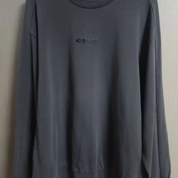 [BUNJANG] Discovery Expedition Dark Gray Crewneck Sweatshirt (Size L) / F] 디스커버리 맨투맨, L*