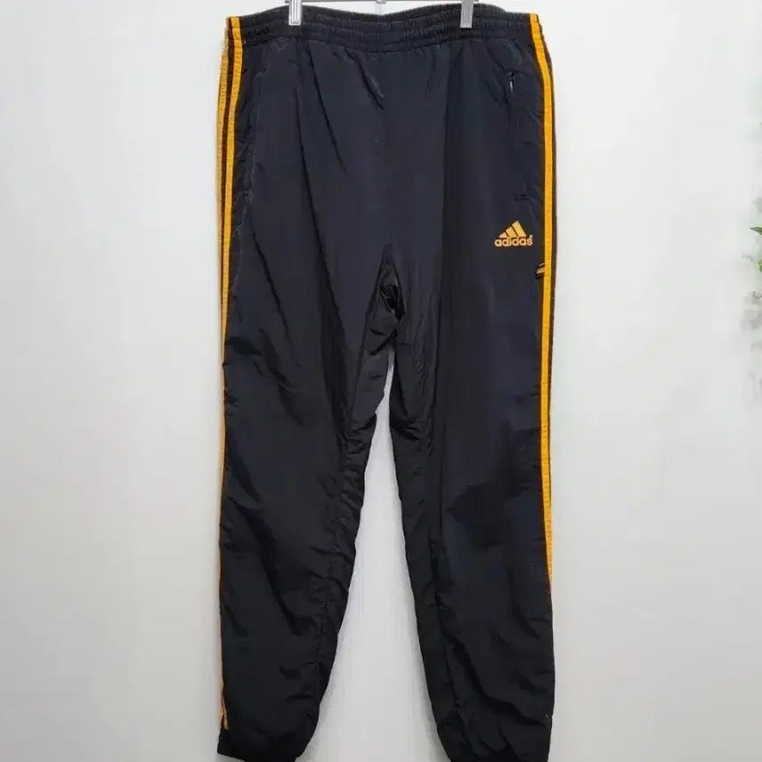 [BUNJANG] Adidas Old Skool Cantata Padded Track Pants XL / 아디다스 올드스쿨 칸타타 패딩  트랙 팬츠 XL 사이즈