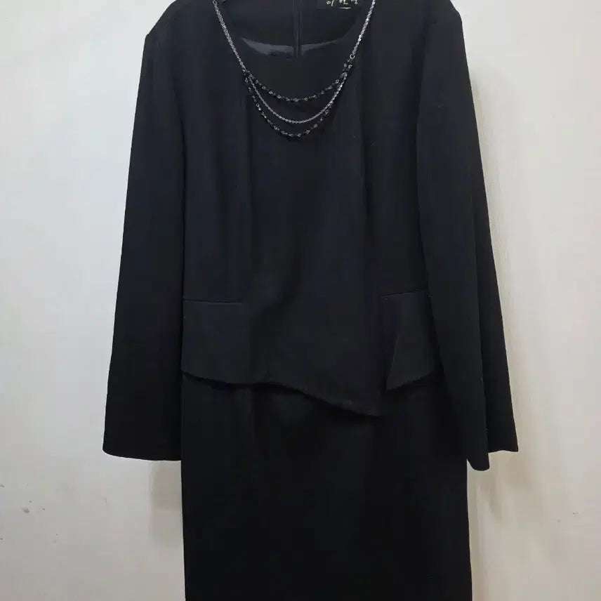 [BUNJANG] KL by LYNN Black Peplum Dress / KL by LYNN 블랙 페플럼 원피스 (88