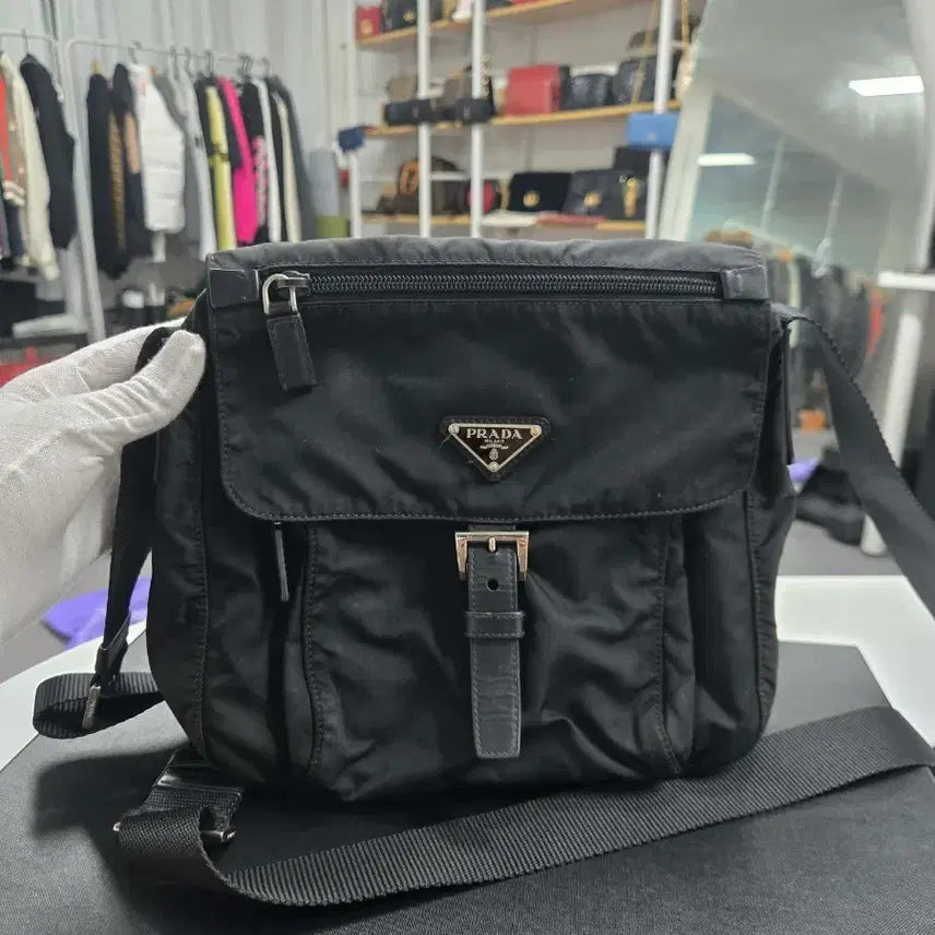 [BUNJANG] Prada Tessuto Nylon Messenger Bag / [정품] 프라다 테수토 나일론 메신저백