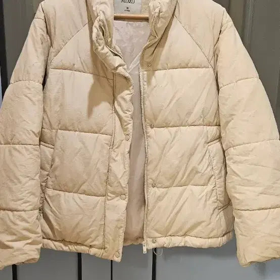 [BUNJANG] Mixxo High Neck Puffer Padding Beige M / 미쏘 하이넥 푸퍼 패딩 베이지 M