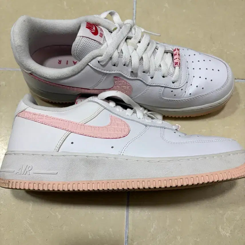 [BUNJANG] Nike Air Force 1 Love Valentine Edition / 나이키 에어포스 1 러브발렌타인