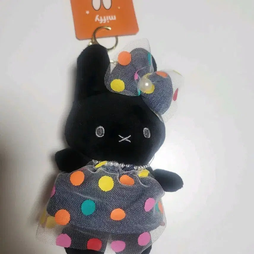 [BUNJANG] Miffy Black Dot Ribbon Plush Keychain / 미피 봉제 키링 블랙 도트 리본 키링