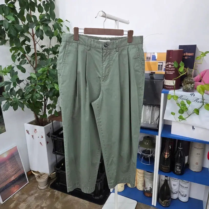 [BUNJANG] Beaker Two Pleats Banding Chino Pants Size 1 / 비이커 투플리츠 밴딩 치노팬츠 1