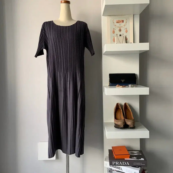 [BUNJANG] YOICHI Pleated Short-Sleeve Long Dress / 55 요이츠(YOICHEU) 플리츠 반팔 롱 원피스