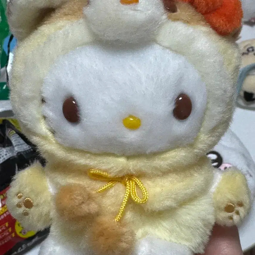 [BUNJANG] Sanrio Hello Kitty Red Panda Plush / 랫서판다 산리오 키티