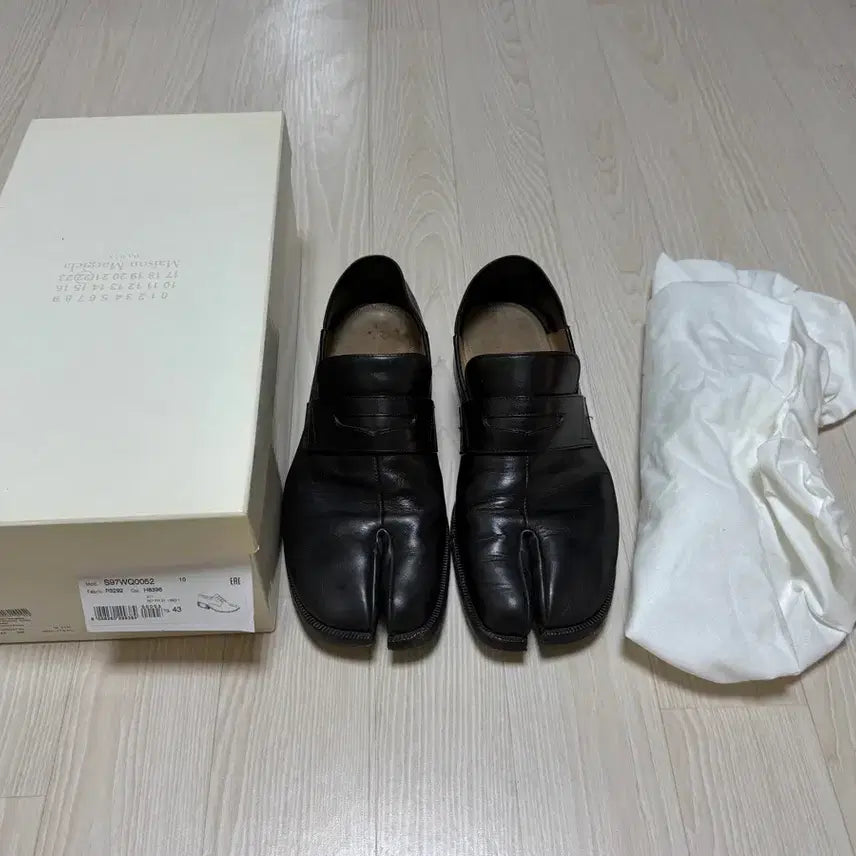 [BUNJANG] Maison Margiela Tabi Loafers Black / [43] 마르지엘라 타비 로퍼 블랙
