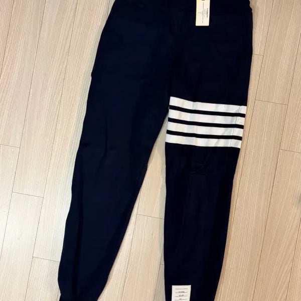 [BUNJANG] Thom Browne 4-Bar Classic Sweatpants Navy Size 1 / 톰브라운 4바 클래식 스웨트 팬츠 네이비 새상품 사이즈1 95