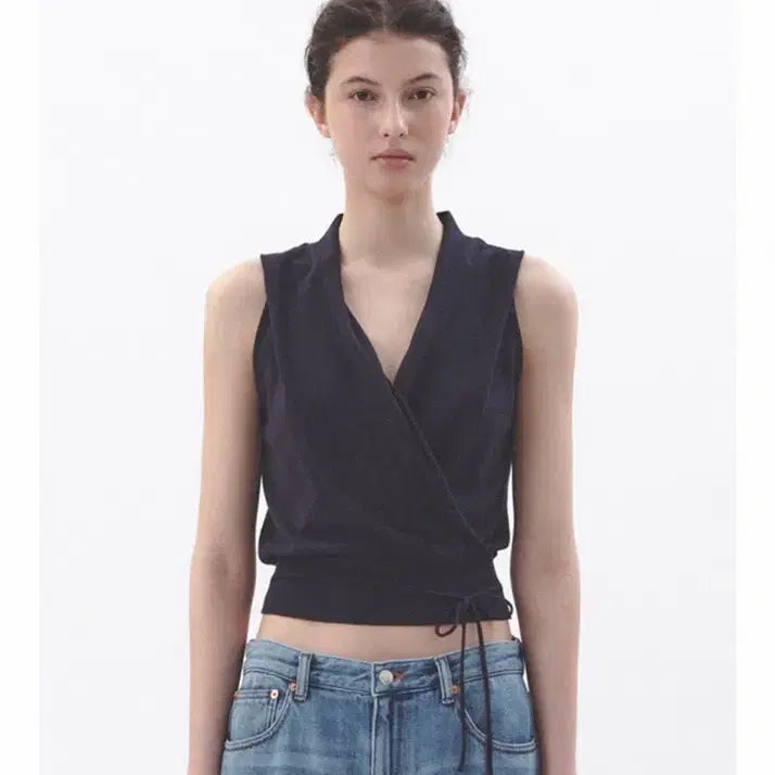 [BUNJANG] Abra-Moo String Detail Drape Knit Top / 아비에무아 스트링 디테일 드레이프 니트 탑
