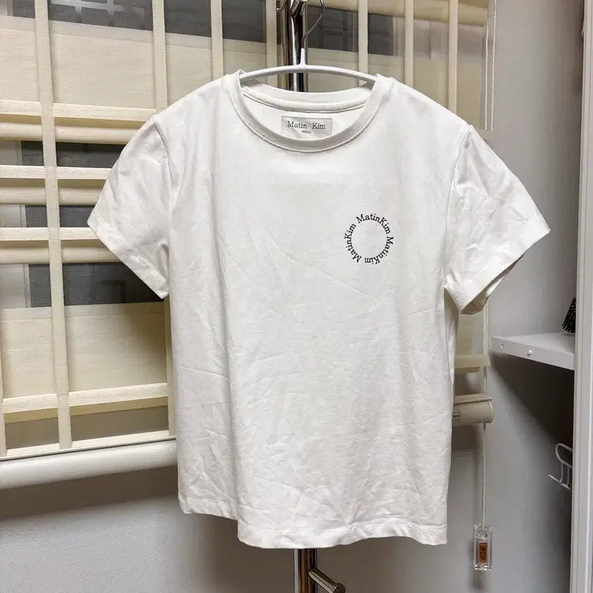 [BUNJANG] Matinkim Basic Short-Sleeve T-Shirt / 마뗑킴 반팔티