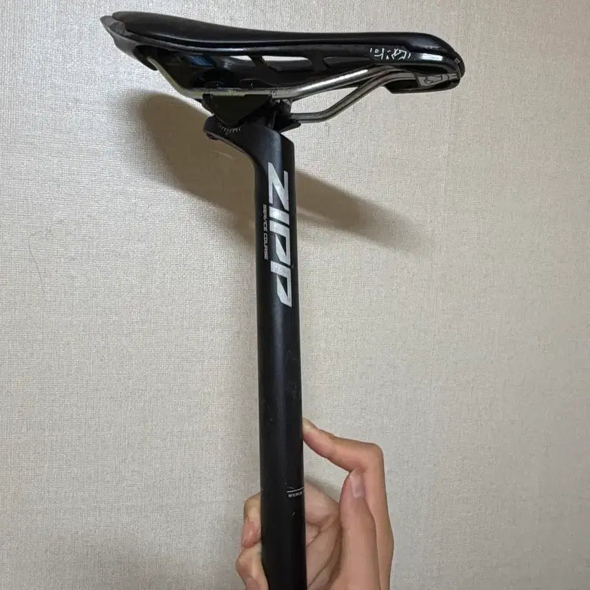 [BUNJANG] Zipp Service Course Seatpost with Shimano Stealth Saddle / 짚 서비스코스 싯포스트 시마노 스텔스 안장 판매