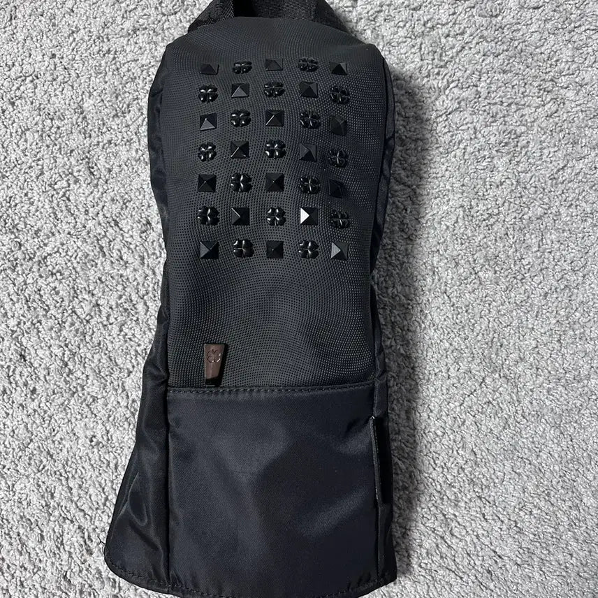 [BUNJANG] BLACK CLOVER Studded Driver Headcover / BLACK CLOVER 드라이버커버