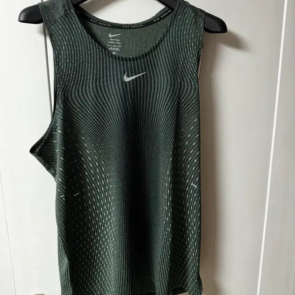 [BUNJANG] Nike Aerofit Tank XL / 나이키 에어로핏탱크 xl 팝니다