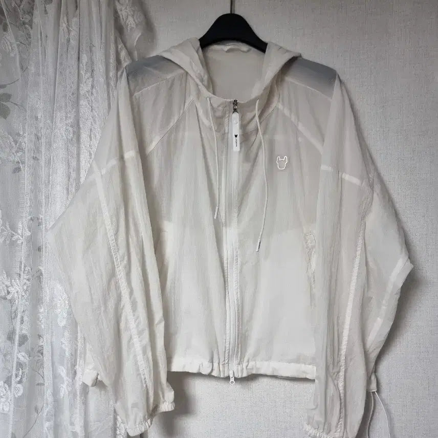 [BUNJANG] Life Work White Hooded Windbreaker Jacket / 라이프워크 후드 바람막이 자켓 화이트