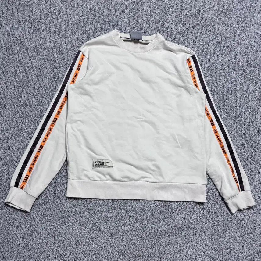 [BUNJANG] MLB Point Label Sleeve Taping Sweatshirt / 105 MLB 포인트 라벨 소매 테이핑 맨투맨 0826