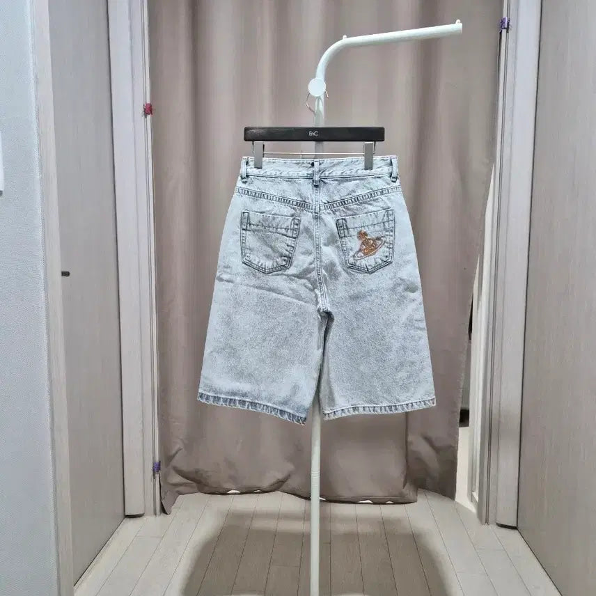[BUNJANG] Vivienne Westwood Denim Shorts / 비비안웨스트우드 데님 반바지.새상품
