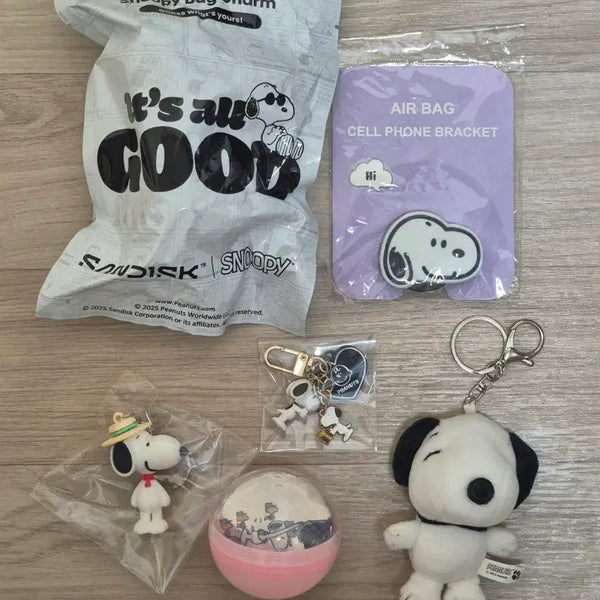 [BUNJANG] Snoopy Bundle Set: Plush Keychain, Grip Tok, Mirror, Figurine Keychain / 일괄) 스누피 인형 키링 그립톡 거울 팝업 피규어