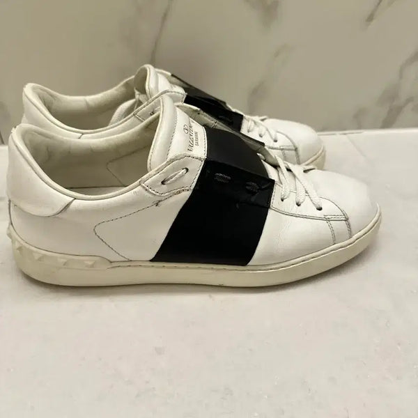 [BUNJANG] Valentino Hidden Studded Sneakers White/Black / 발렌티노 히든 락스터드 스니커즈 화이트/블랙