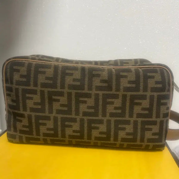 [BUNJANG] Fendi FF Jacquard Fabric Toiletry Case Brown / 펜디 돕키트