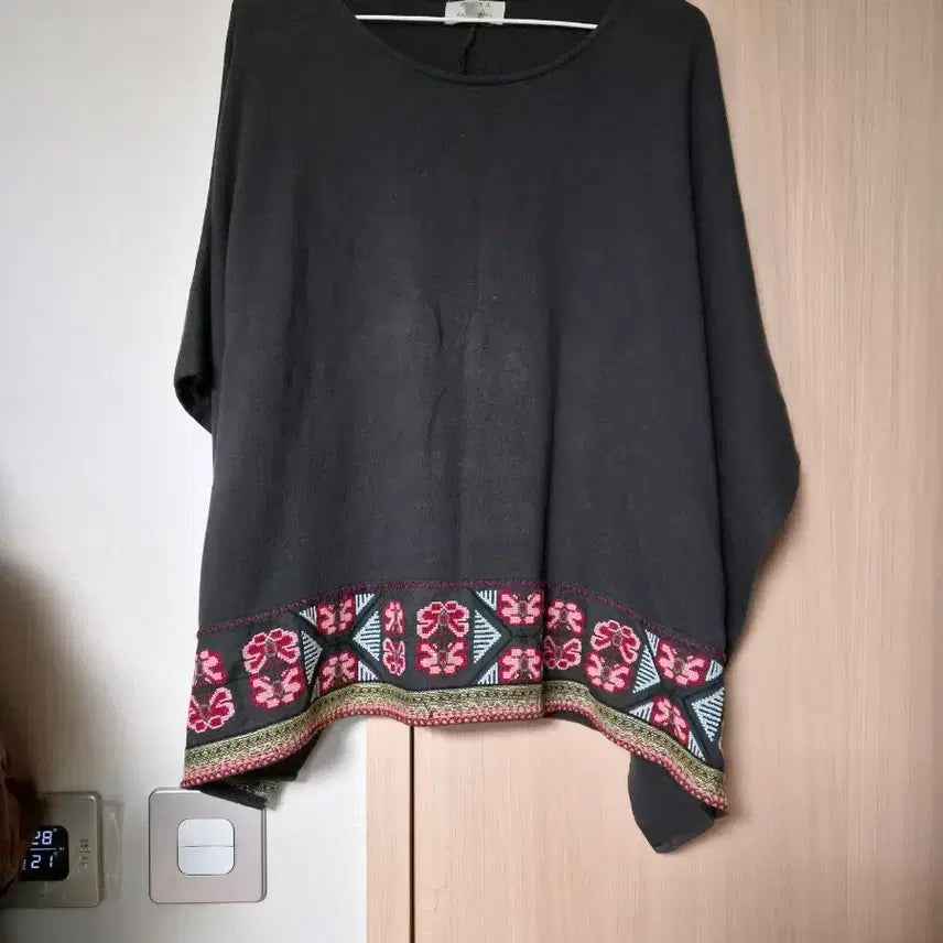 [BUNJANG] Zara Pattern Batwing Fit T-Shirt / 빅사이즈자라 패턴 가오리핏 티셔츠 66 77 88 99