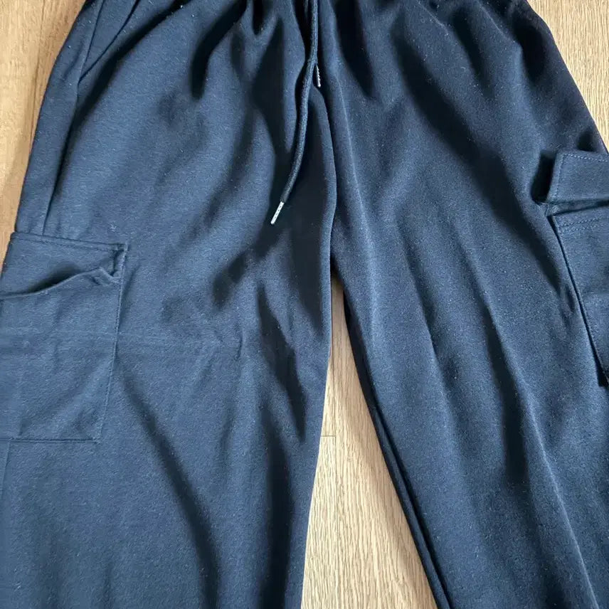 [BUNJANG] Ablley Cargo Straight Black Long Pants Summer / 에이블리 카고 스트레이트 검은 긴바지 여름