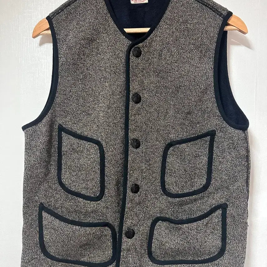 [BUNJANG] Kapital Vest Size 2 / 캐피탈 베스트 2사이즈