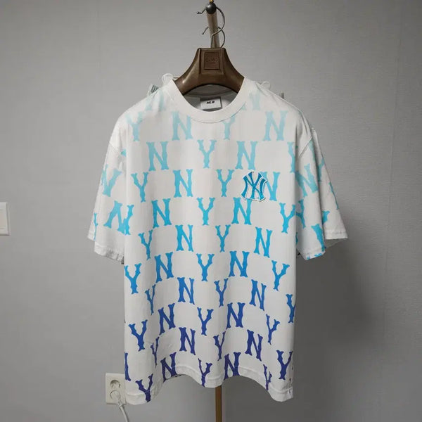 [BUNJANG] MLB Gradient Monogram Oversized Short-Sleeve T-Shirt / 100 ) MLB 엠엘비 그라데이션 모노그램 오버핏 반팔티