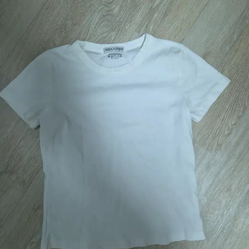[BUNJANG] White Cropped T-Shirt (Women's) / 반팔 화이트티셔츠  (여성용)