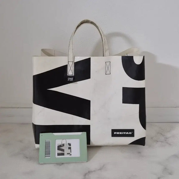 [BUNJANG] Freitag Cake Bag 20th Anniversary Limited Edition / 프라이탁 케이크백 (20주년 한정판)