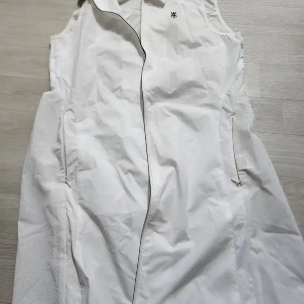 [BUNJANG] TORY SPORT Women's Vest White / 톨비스트롱버스트(100)